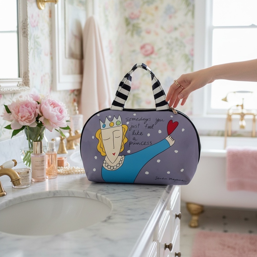 Sandra Magsamen Silvestri Princess Toiletry Bag, Messages From the Heart - Picture 3 of 8